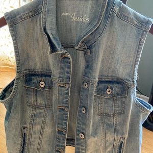 Sleeveless Jean jacket XL